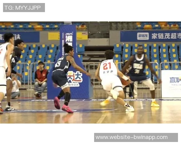 2025洲俱杯泉州站激战龙狮队绝杀美国TBT精英联队夺冠 2025洲俱杯泉州站激战龙狮队绝杀美国TBT精英联队夺冠