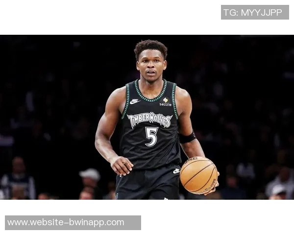 爱德华兹关键时刻发威末节高效得分助队逆转获胜